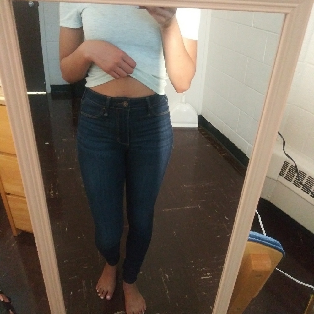 Dark wash jeggings